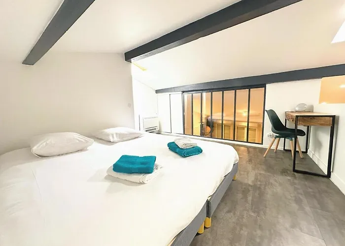 Apartment Origamix Center And Garage